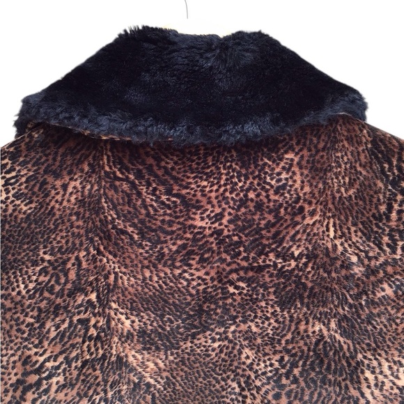 Jones New York Animal Print Velour Parka Coat Size Medium - Picture 3 of 9